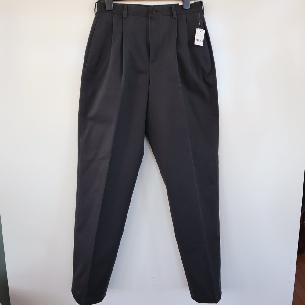 BROOKS BROTHERS Pleated Wrinkle Free Chinos Size 20 Dark Blue